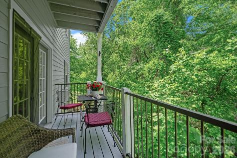 400 Vista Lake Drive Candler NC 28715