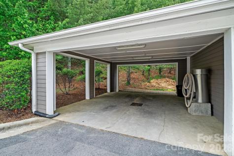 400 Vista Lake Drive Candler NC 28715