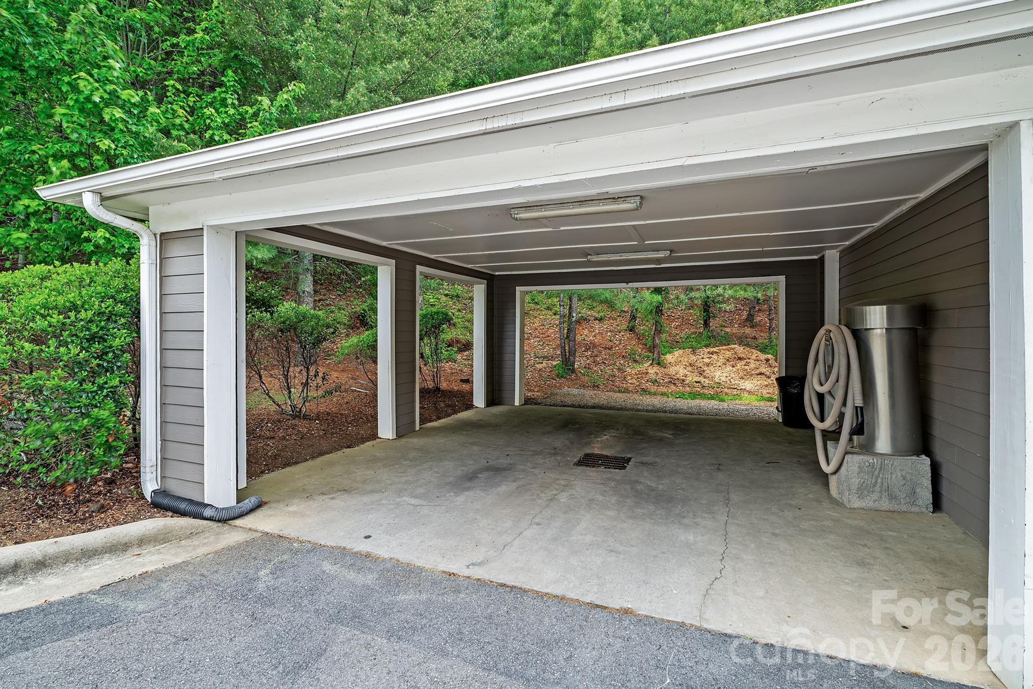 400 Vista Lake Drive Candler NC 28715