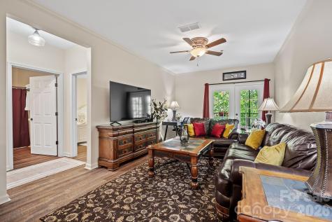 400 Vista Lake Drive Candler NC 28715
