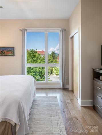 45 Asheland Avenue Asheville NC 28801