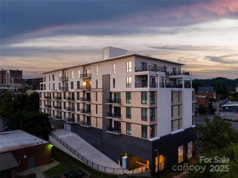 45 Asheland Avenue Asheville NC 28801