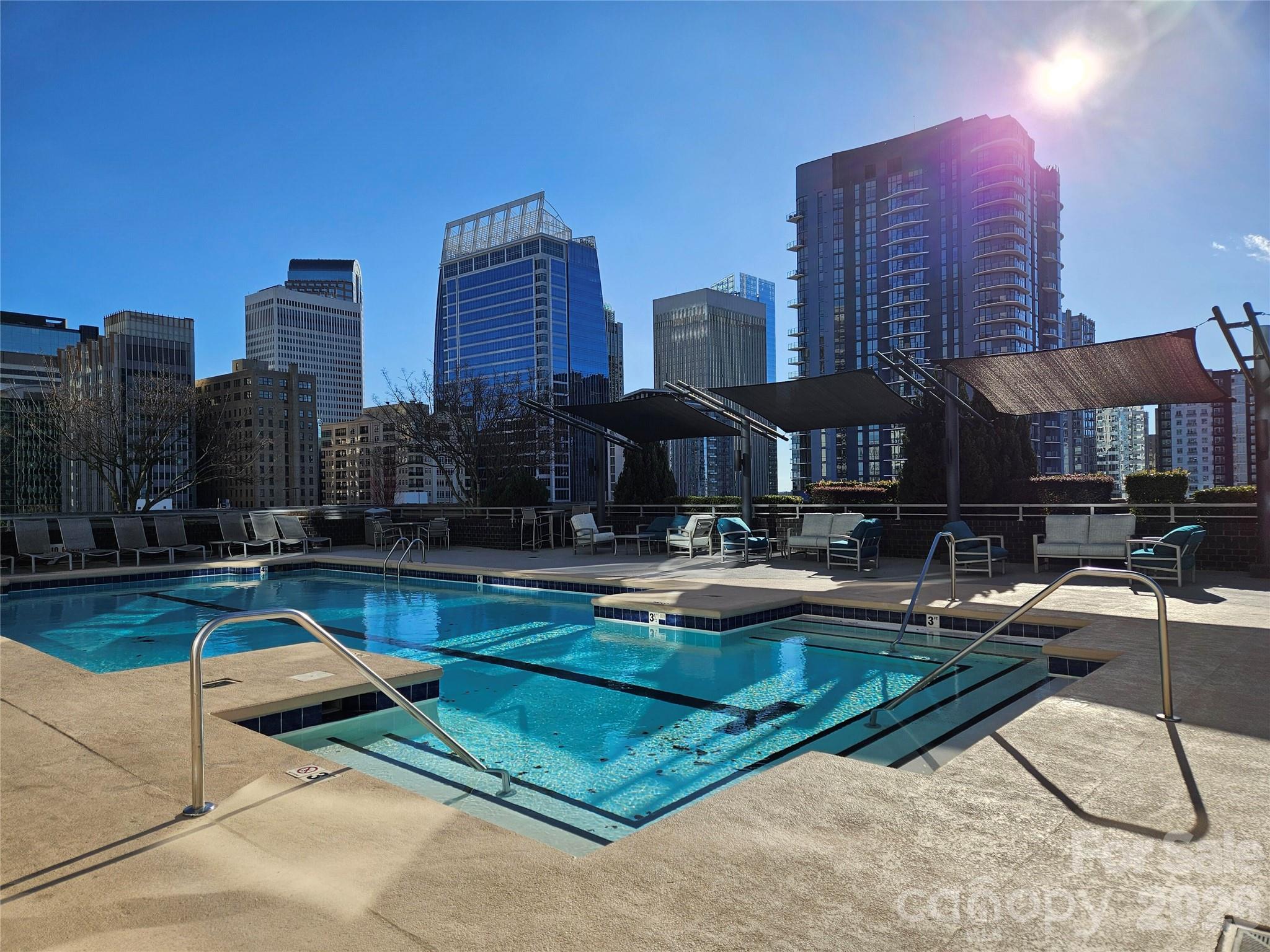 333 W Trade Street Charlotte NC 28202