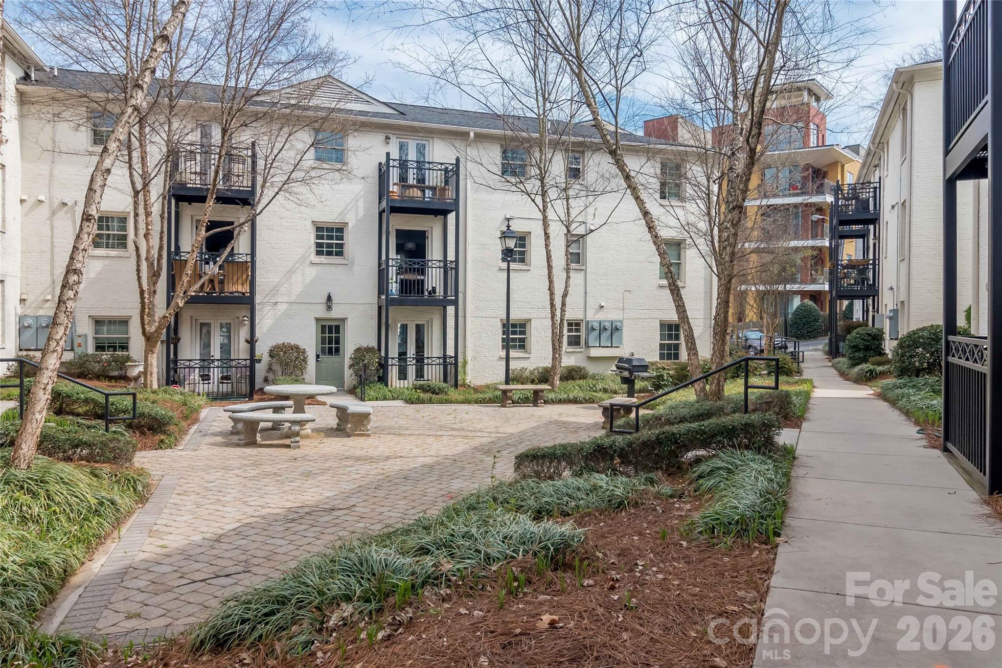 4911 Park Road Charlotte NC 28209