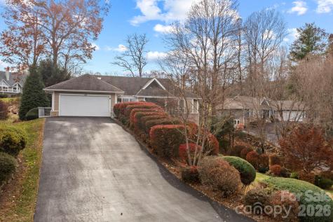 122 Broadmoor Drive Flat Rock NC 28731