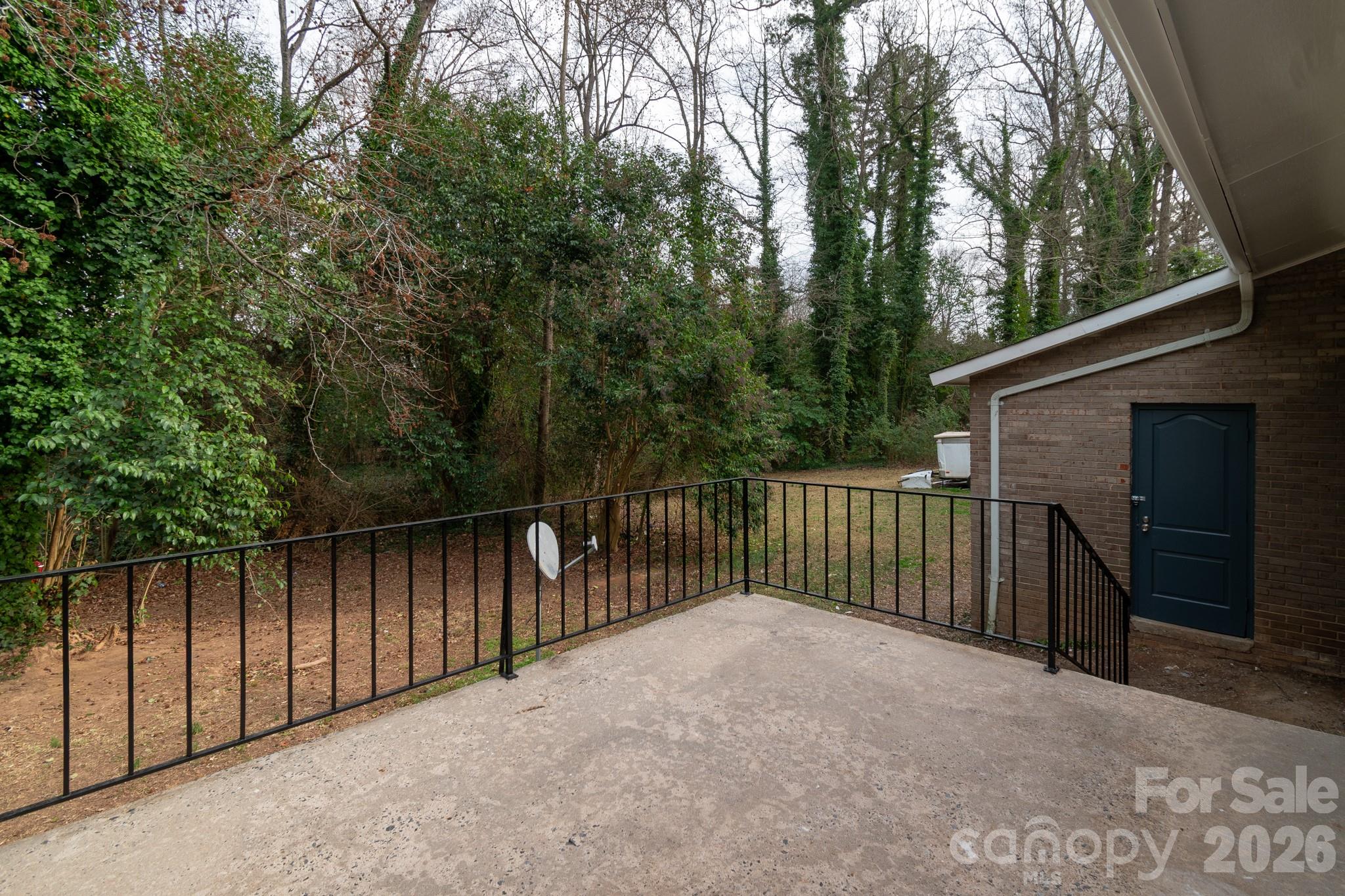533 Blendwood Drive Charlotte NC 28215