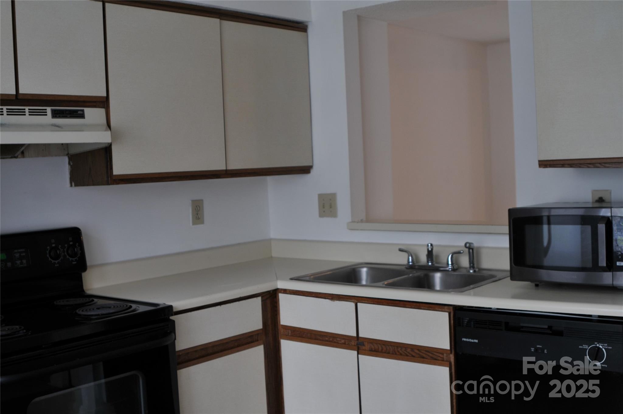 9626-C Vinca Circle Charlotte NC 28213