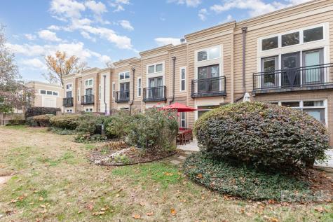239 N Dotger Avenue N Charlotte NC 28207