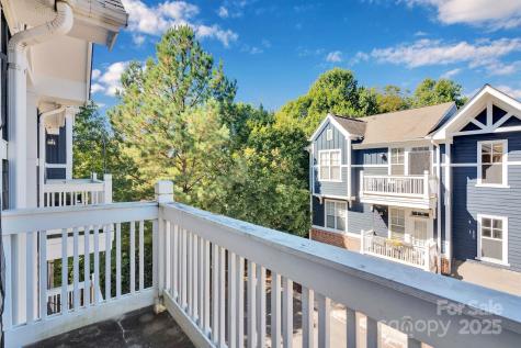 1525 Walnut View Drive Charlotte NC 28208