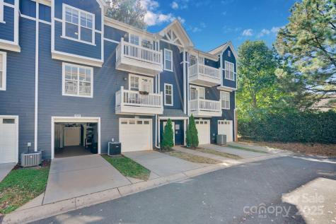 1525 Walnut View Drive Charlotte NC 28208