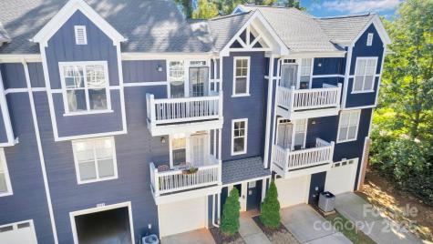 1525 Walnut View Drive Charlotte NC 28208