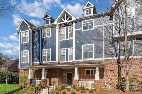 1525 Walnut View Drive Charlotte NC 28208