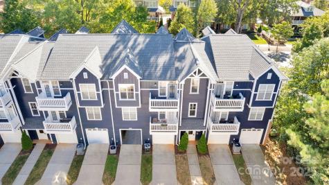 1525 Walnut View Drive Charlotte NC 28208