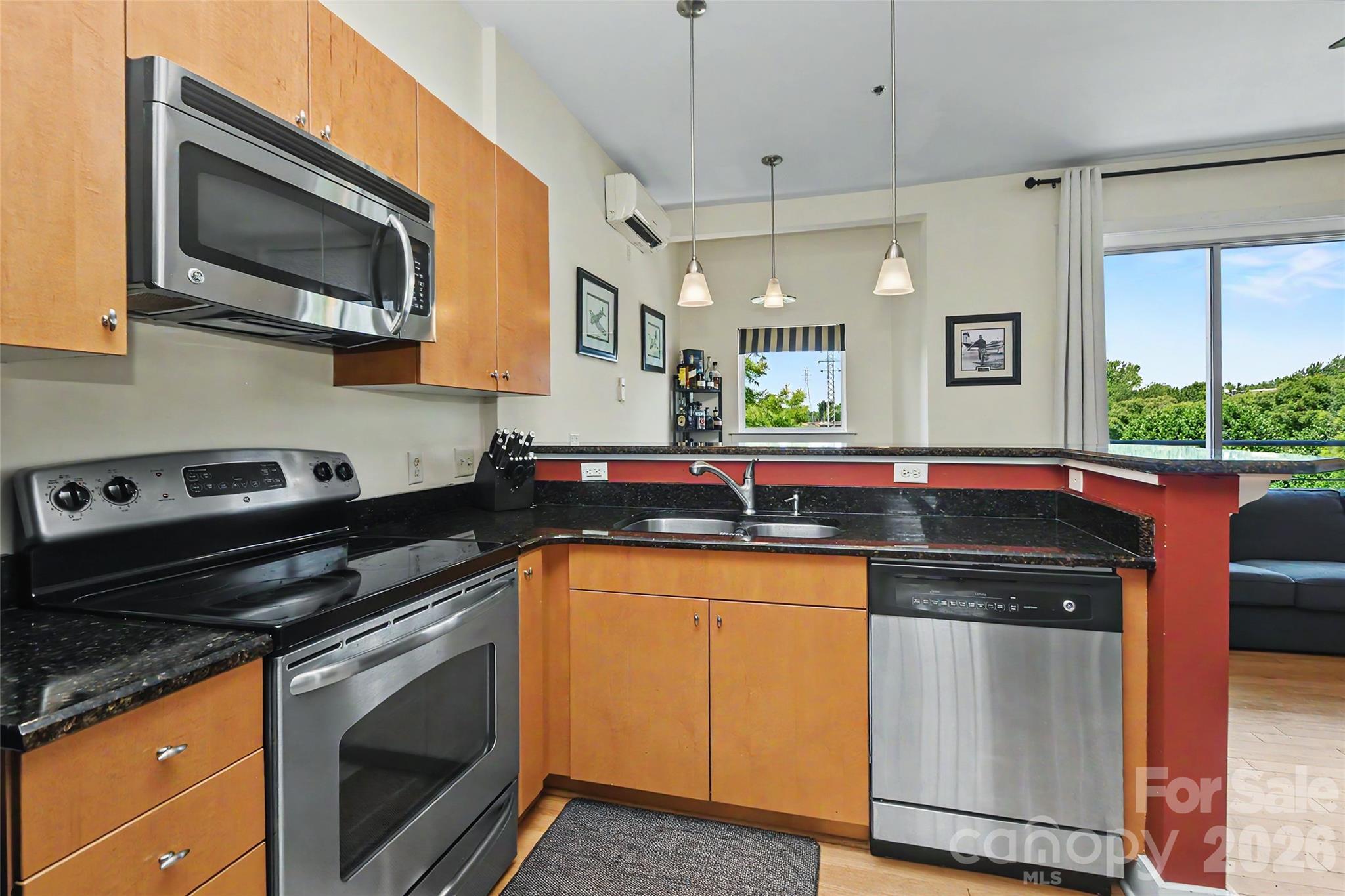 613 Mcninch Street Charlotte NC 28208