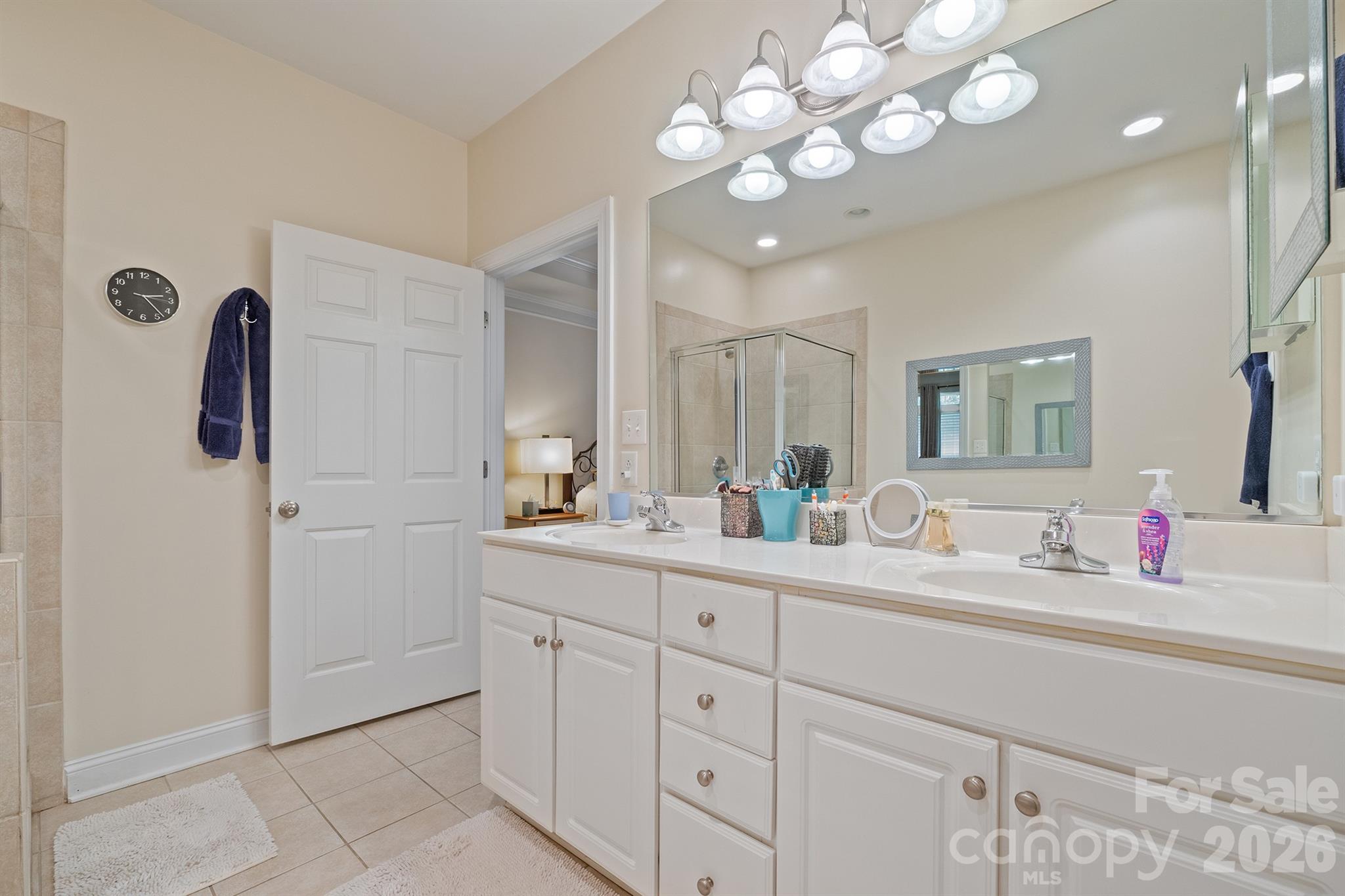 8829 Legacy Lake Lane Charlotte NC 28269