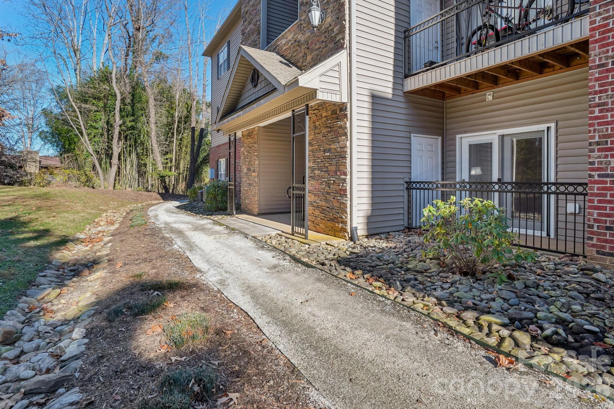316 Appeldoorn Circle Asheville NC 28803