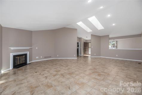 1101 Timber Trail Asheville NC 28804