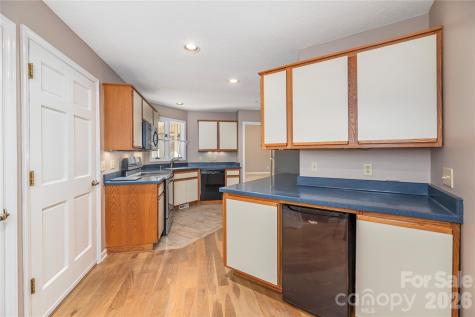 1101 Timber Trail Asheville NC 28804