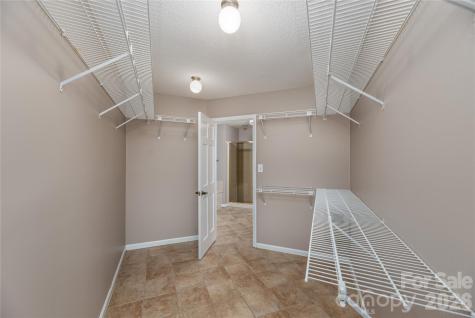 1101 Timber Trail Asheville NC 28804