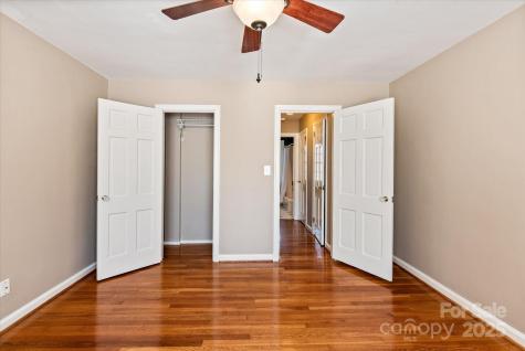 103 S Laurel Avenue Charlotte NC 28207