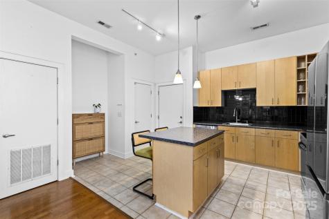 704 N Davidson Street Charlotte NC 28202