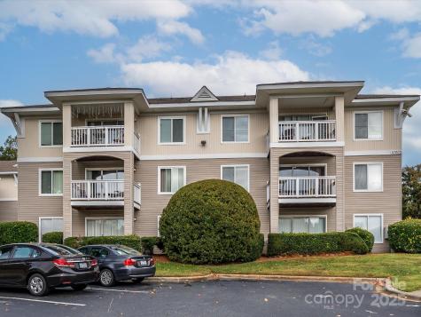 10005 Graduate Lane Charlotte NC 28262
