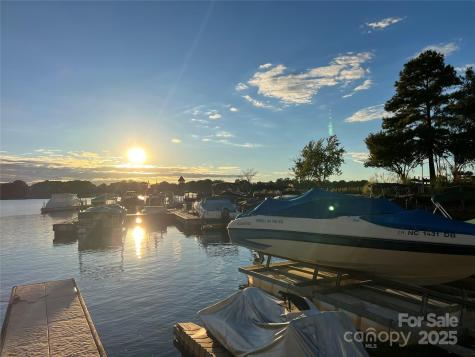 725 Southwest Drive Davidson NC 28036