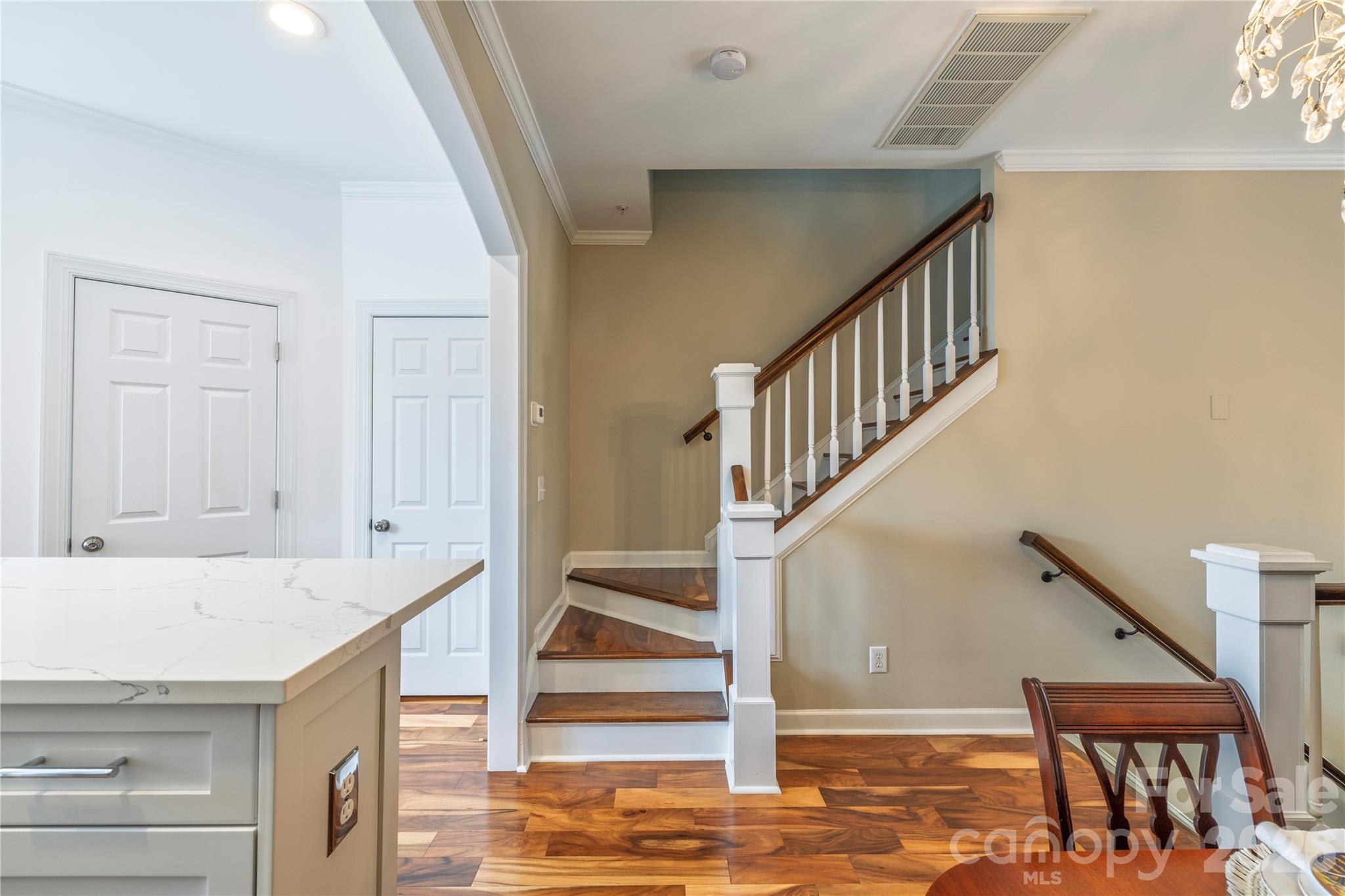 4912 S Hill View Drive Charlotte NC 28210