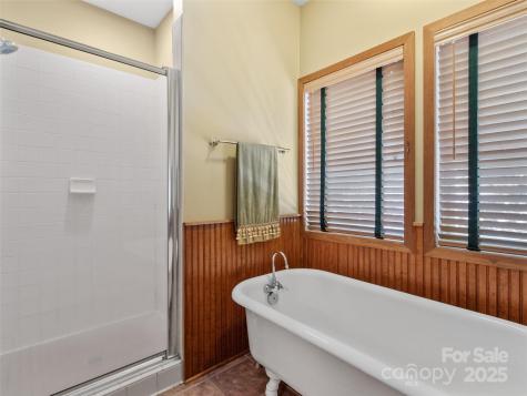 300 Creekside Way Burnsville NC 28714