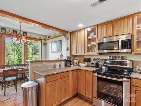 300 Creekside Way Burnsville NC 28714