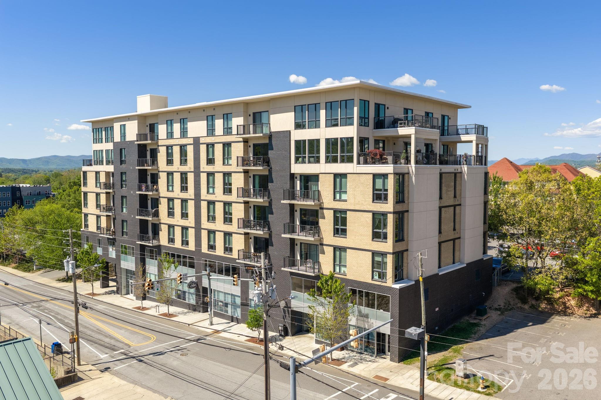 45 Asheland Avenue Asheville NC 28801