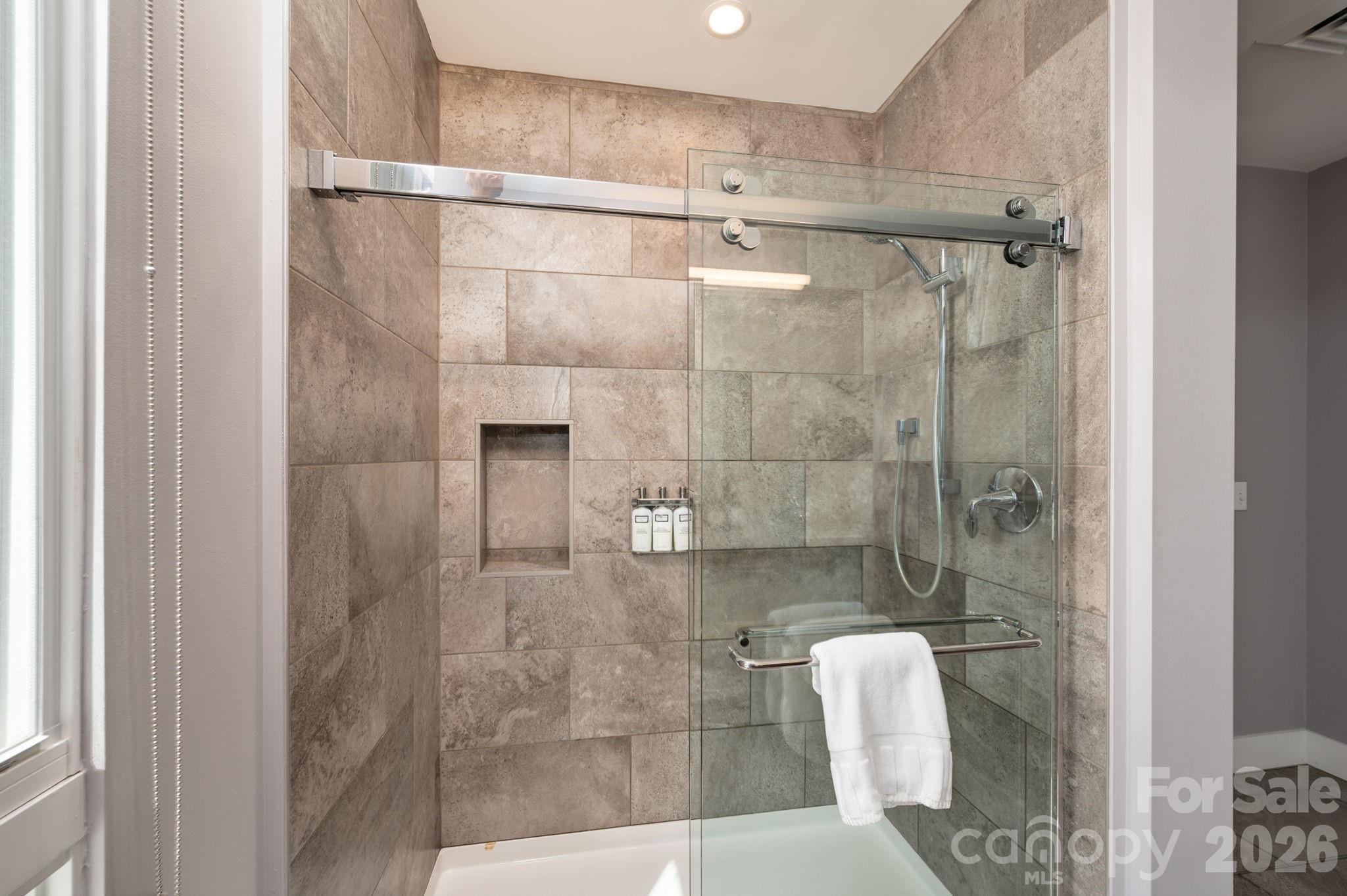 45 Asheland Avenue Asheville NC 28801