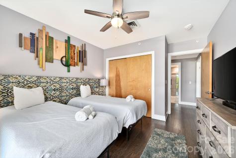 45 Asheland Avenue Asheville NC 28801