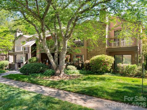 38 Ravencroft Lane Asheville NC 28803