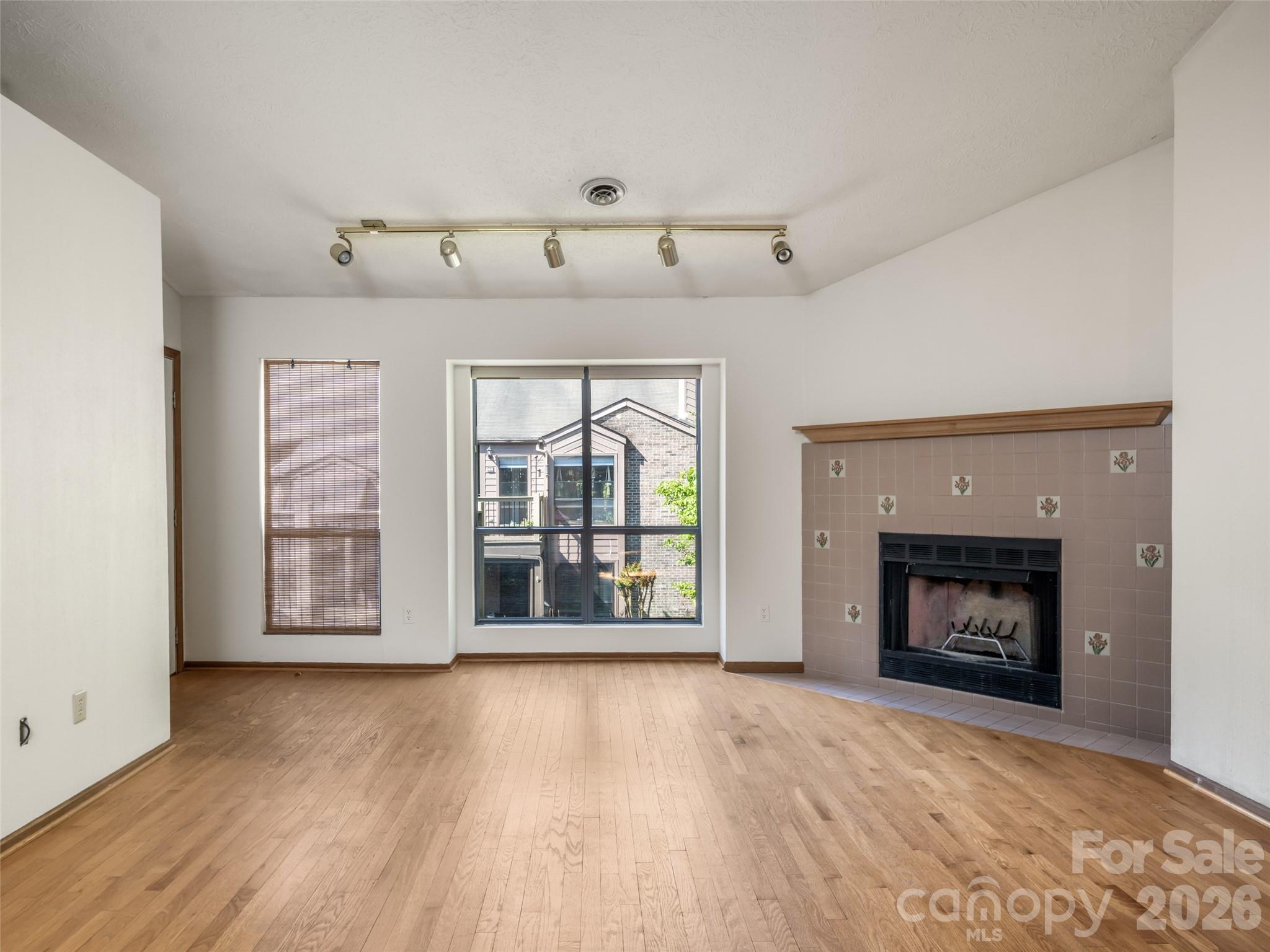 38 Ravencroft Lane Asheville NC 28803