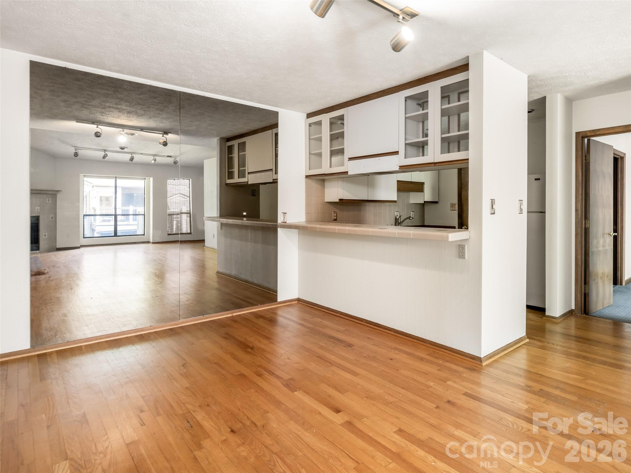 38 Ravencroft Lane Asheville NC 28803