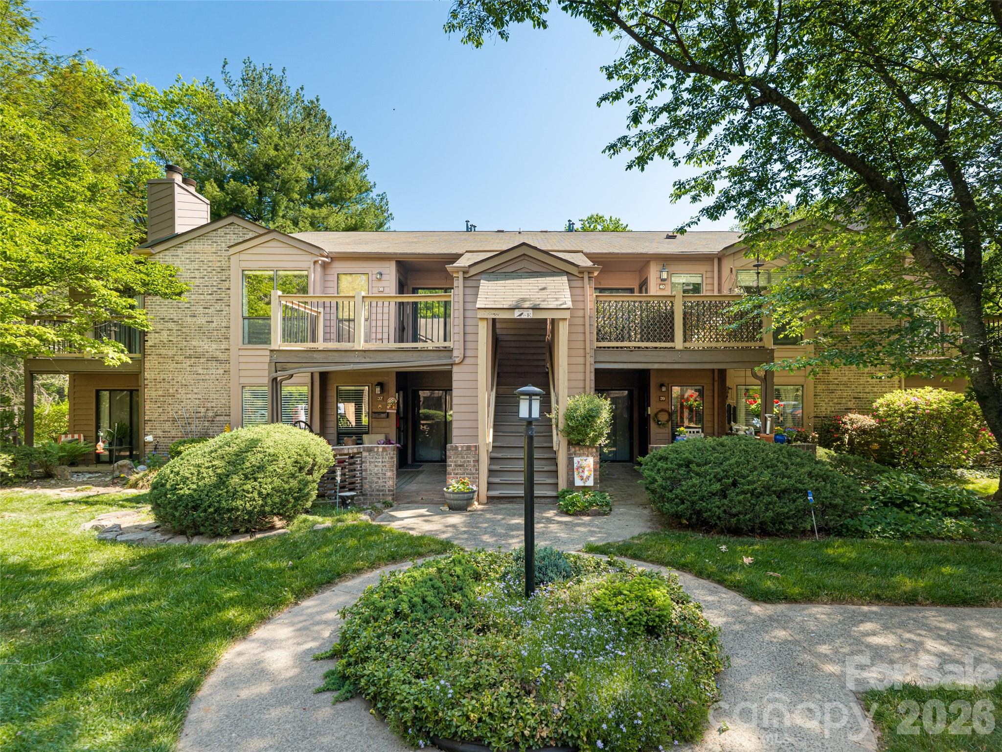 38 Ravencroft Lane Asheville NC 28803