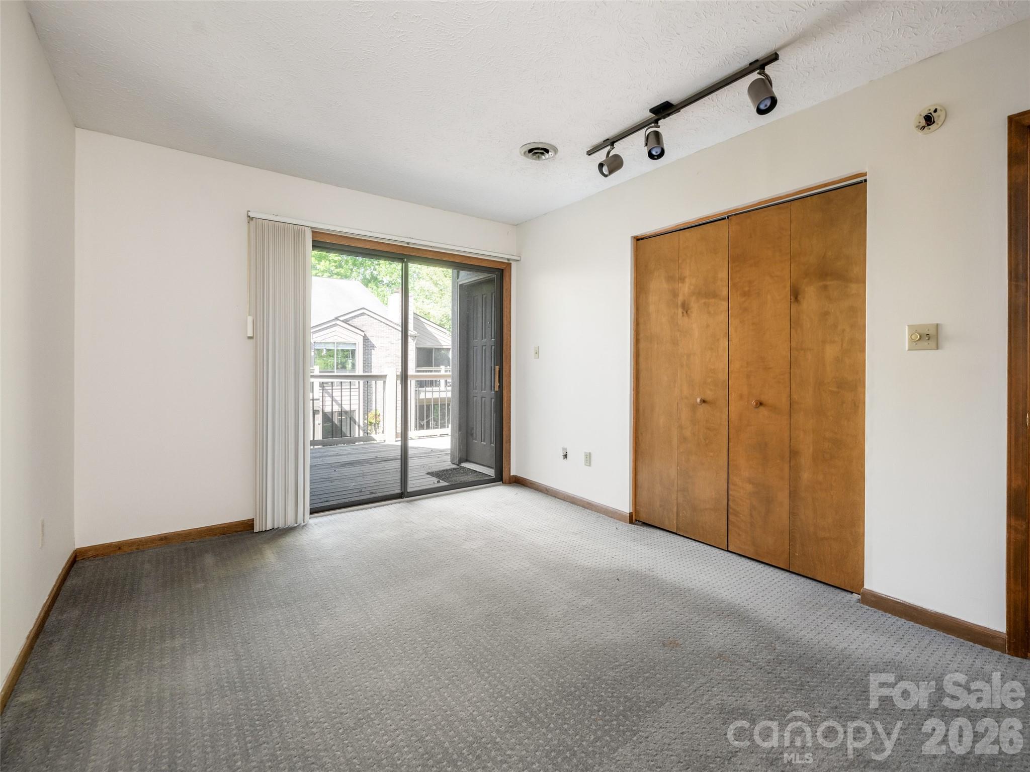 38 Ravencroft Lane Asheville NC 28803
