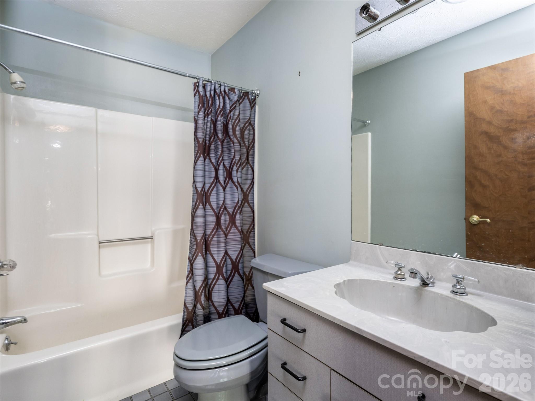 38 Ravencroft Lane Asheville NC 28803