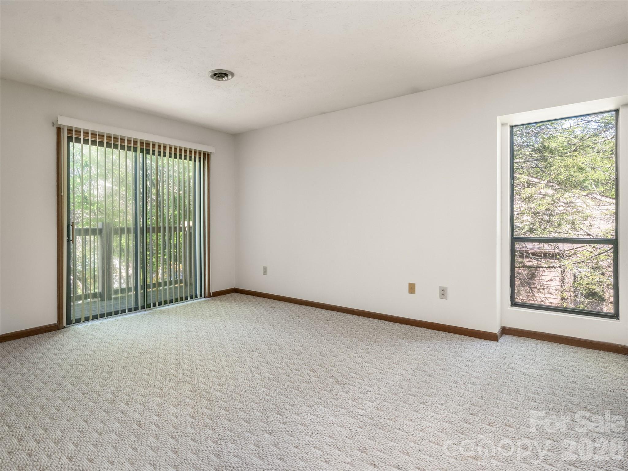 38 Ravencroft Lane Asheville NC 28803