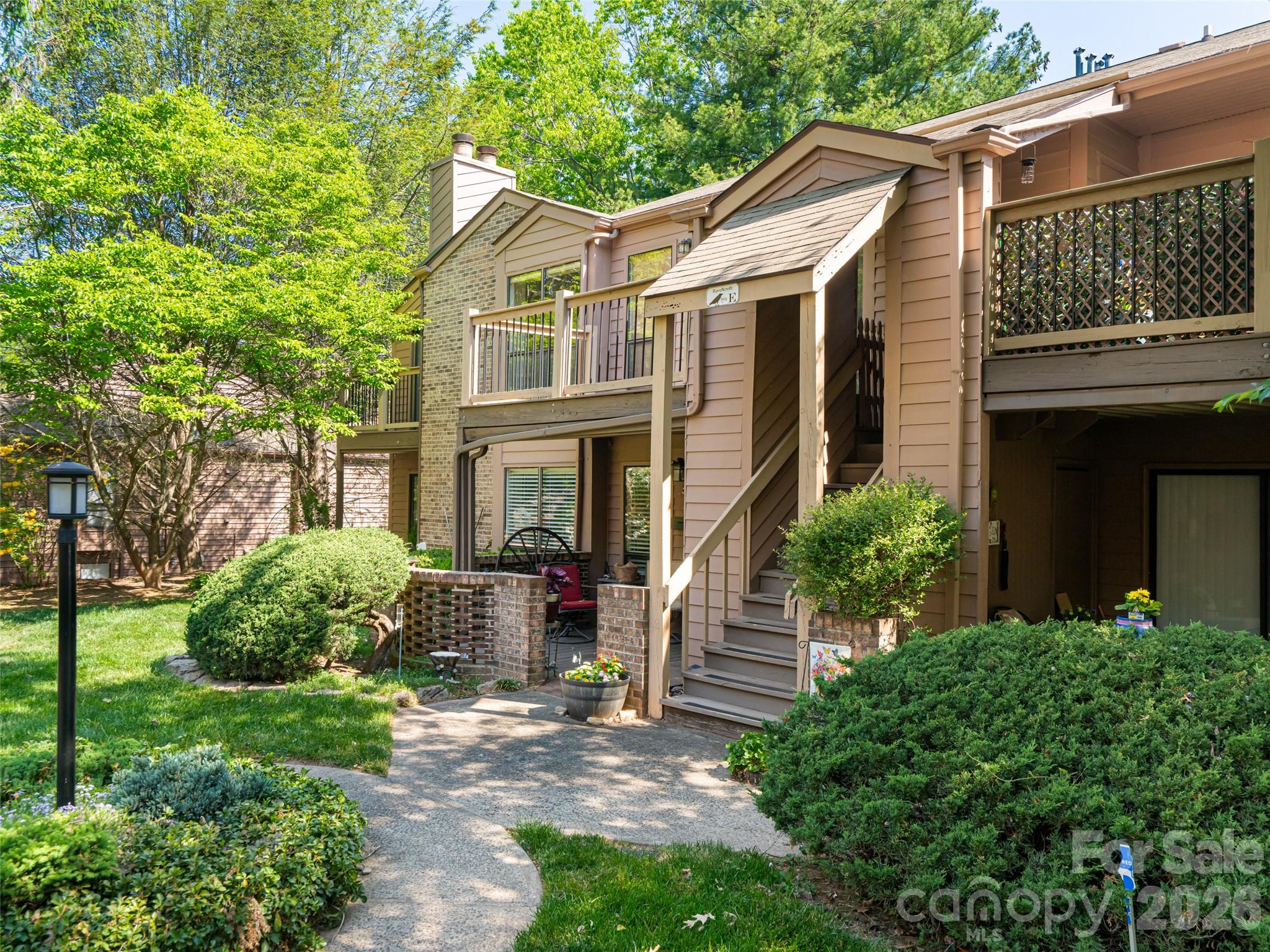 38 Ravencroft Lane Asheville NC 28803