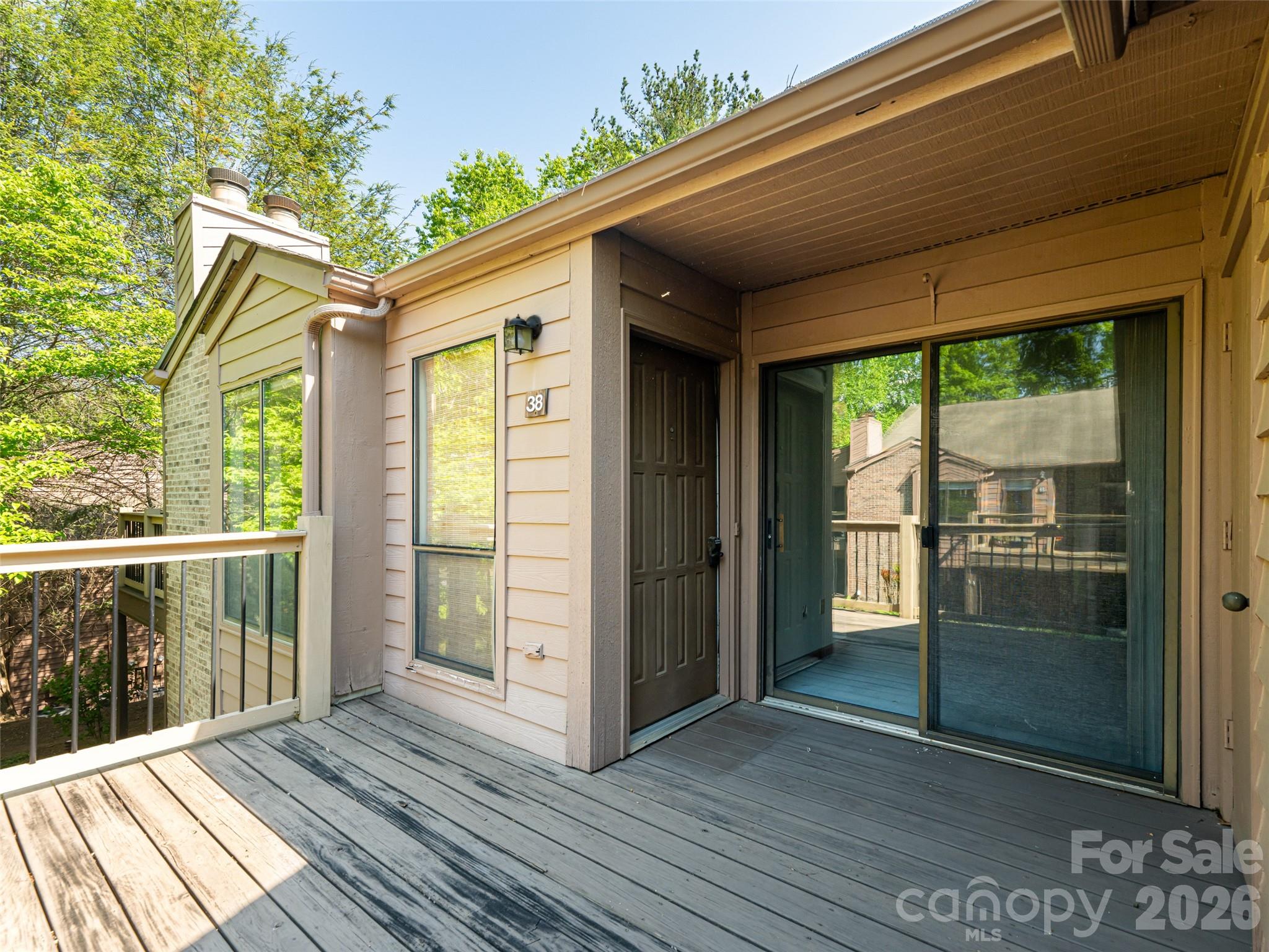 38 Ravencroft Lane Asheville NC 28803