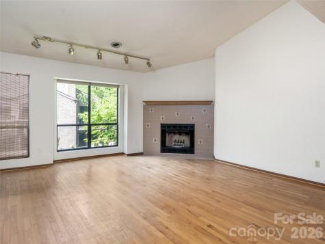 38 Ravencroft Lane Asheville NC 28803