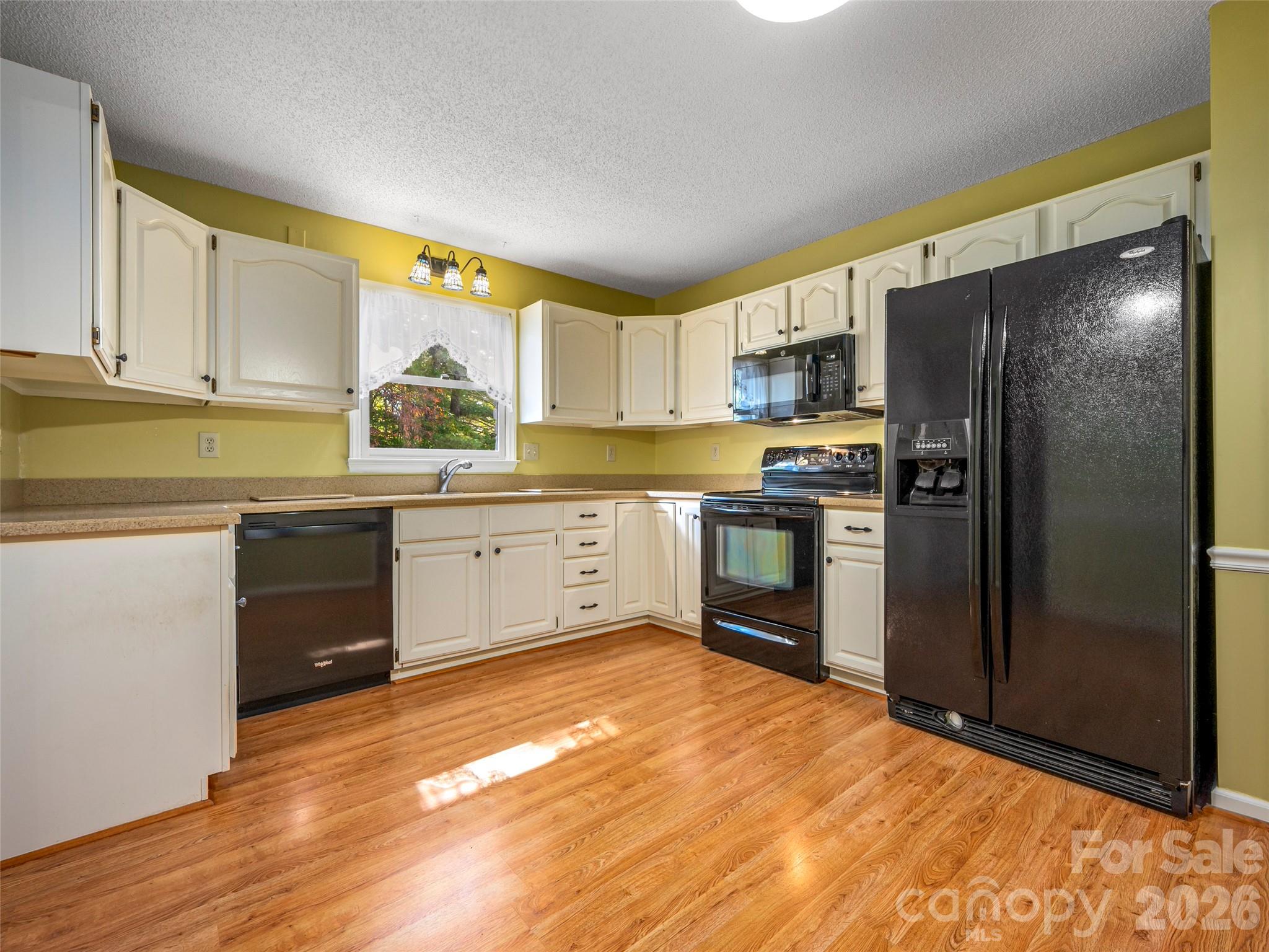 40 Sagebrush Circle Etowah NC 28729
