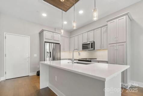 2401 Euclid Avenue Charlotte NC 28203