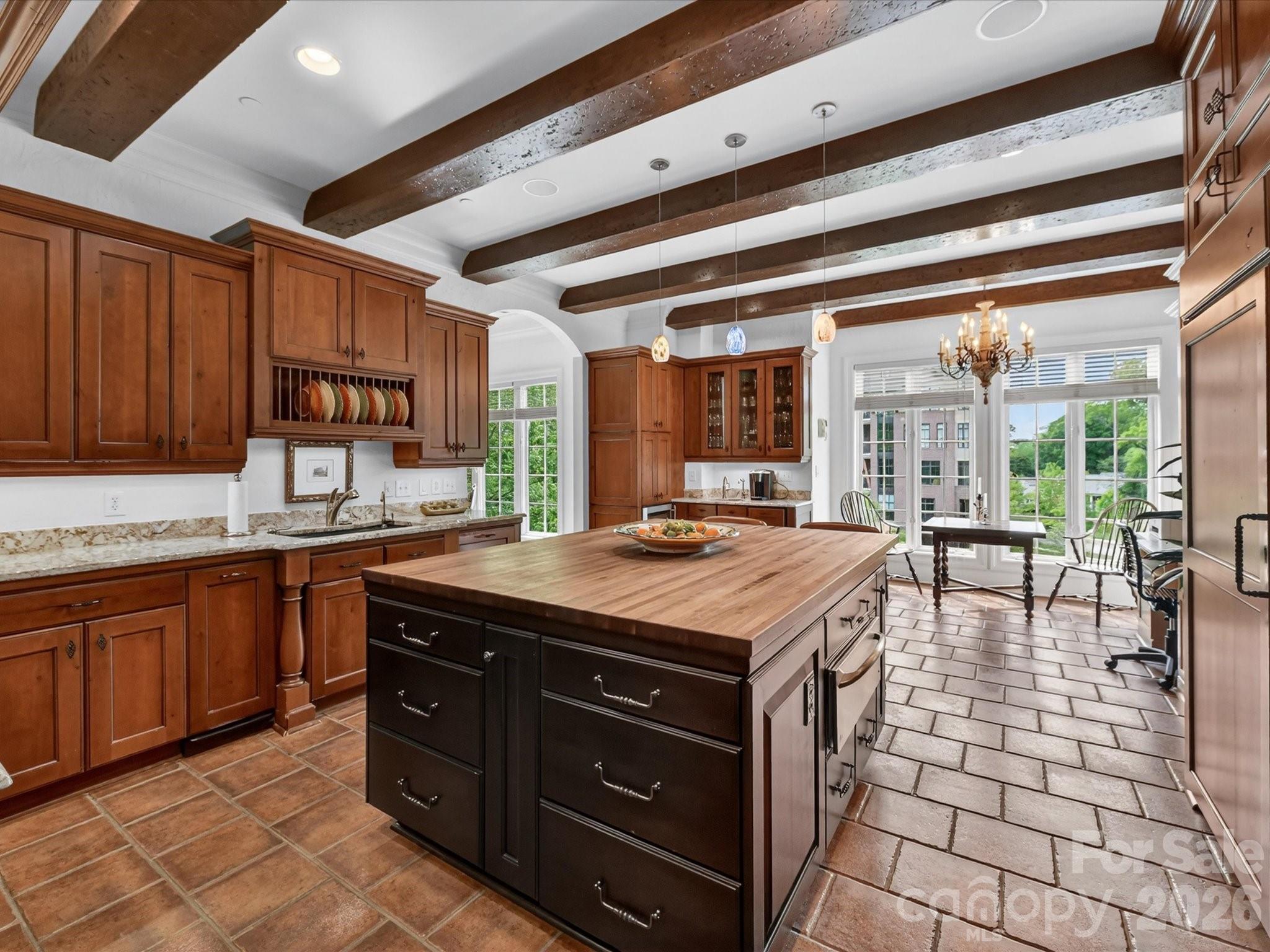 2223 Croydon Road Charlotte NC 28207