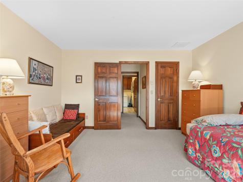 80 Stony Ridge Asheville NC 28804
