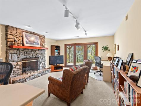 80 Stony Ridge Asheville NC 28804