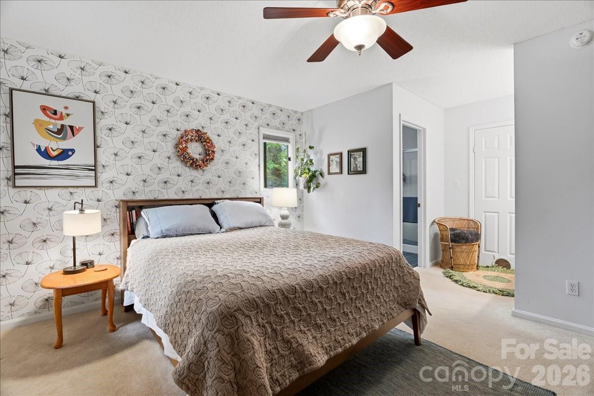 16 Woodsong Lane Brevard NC 28712