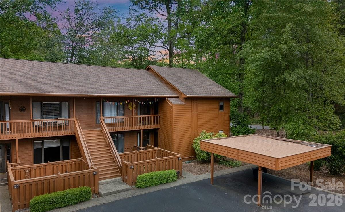 16 Woodsong Lane Brevard NC 28712
